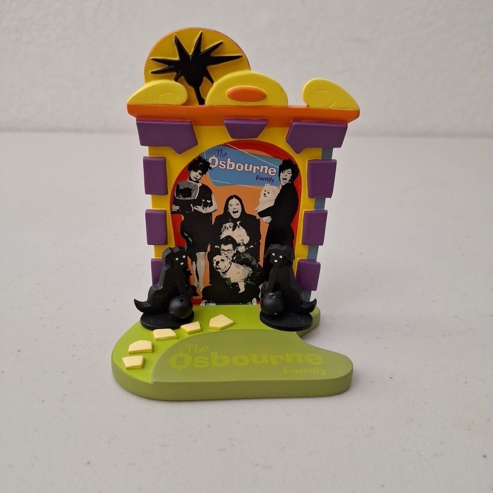 RARE Vintage 2002 OZZY OSBOURNE & FAMILY Collectible Figures & Cup/Holder 8" - Picture 7 of 15